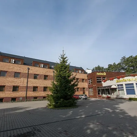 Twins Ii Hotel Warschau