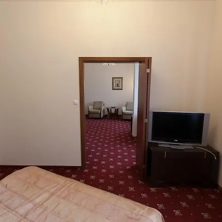 Twins Ii Hotel Warschau