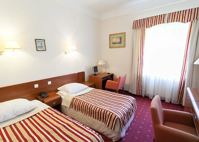 Twins Ii 3* Warszawa