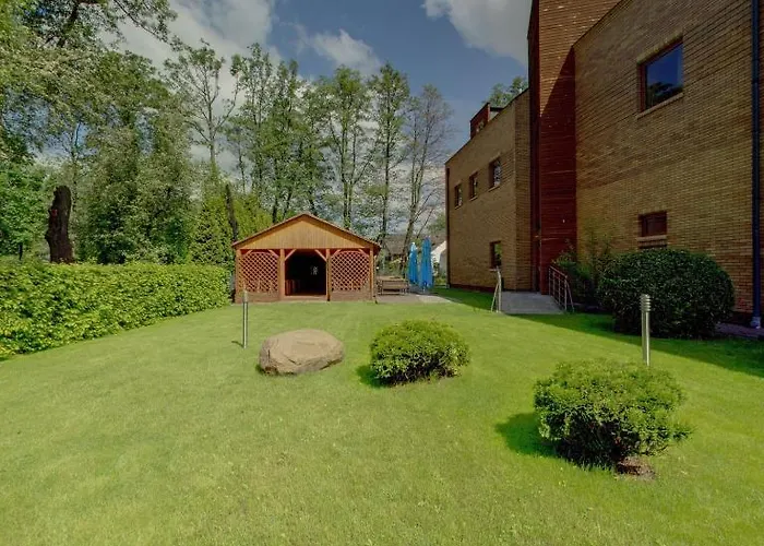 Twins Ii 3* Warszawa