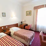 Twins Ii 3* Warsaw