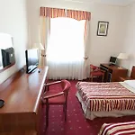 Twins Ii Hotel Warsaw